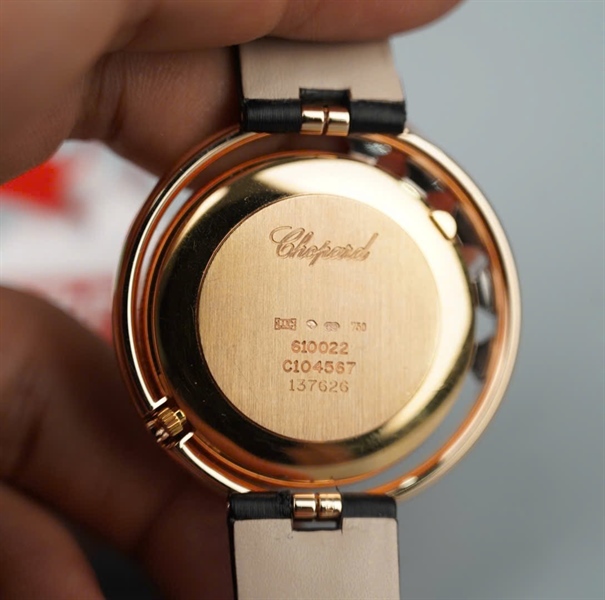 Đồng hồ Chopard dây đen mặt tròn đính ngôi sao (137626) (HC)+