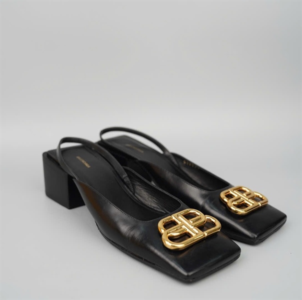 Giày Balenciaga màu đen sz 38 cao 6p KG+