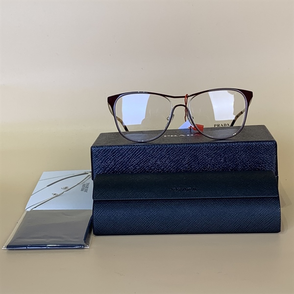 Kính Prada Viền Đỏ Mận Kg+