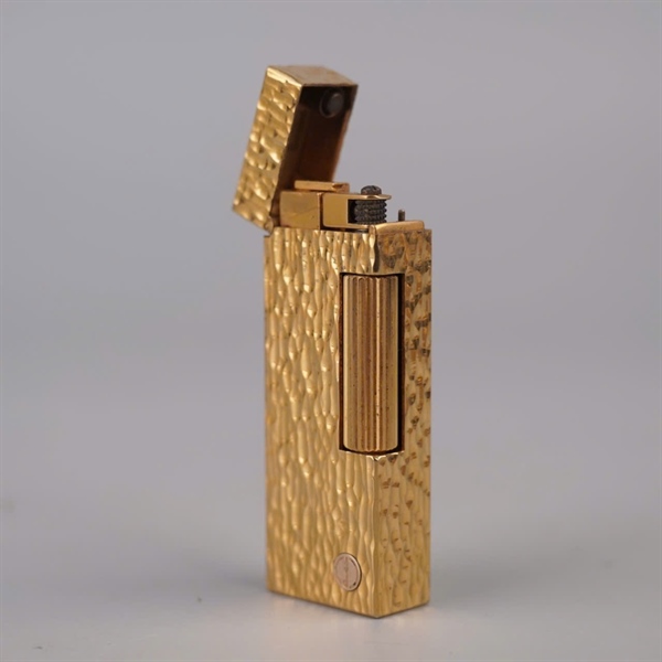 Bật lửa Dunhill vàng khắc chìm KG+