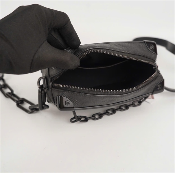 Túi LV trunk hoa đen sz18 KG+
