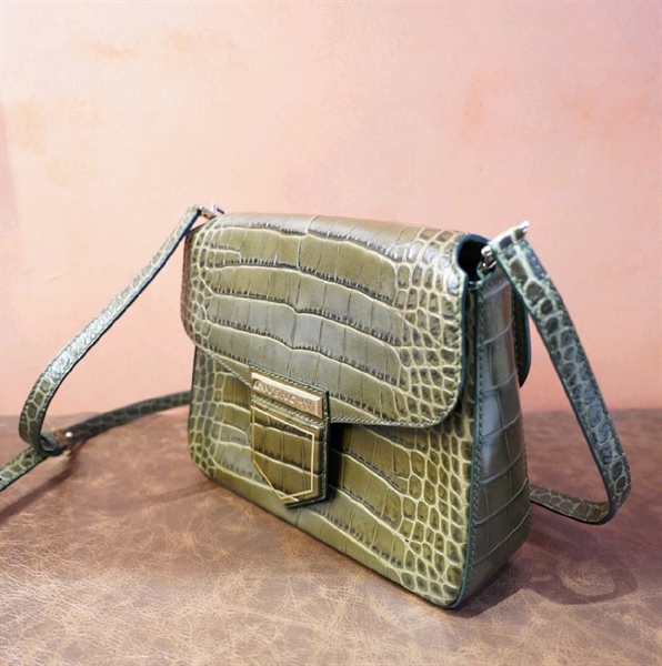 Túi Givenchi da rắn xanh KG+
