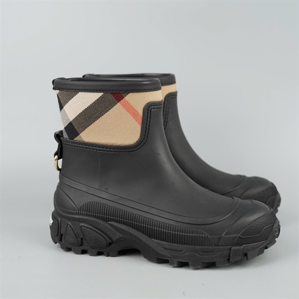 Giày BBR đen sz36 (HC) KG+