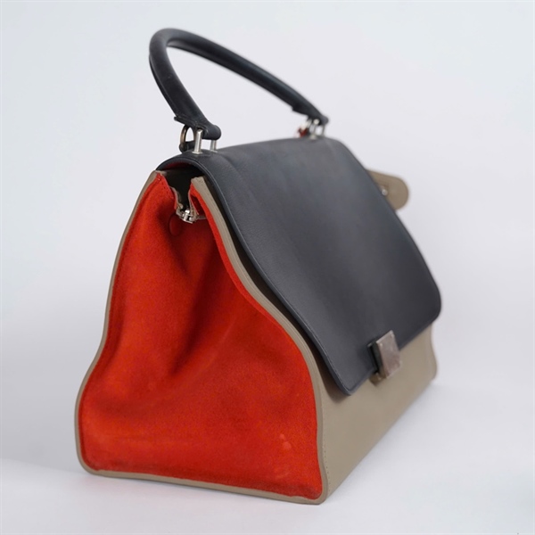 Túi Celine Handle xám nắp đen sz30 KG+
