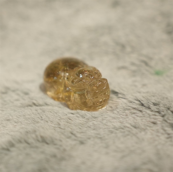 Cụ Tỳ Hưu thạch anh tóc vàng KG+