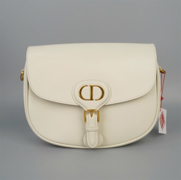 Túi Dior màu trắng sz23 (ALT) KG+