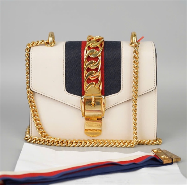Túi GG Sylvie trắng (C026395598) sz19 (BQ) KG+