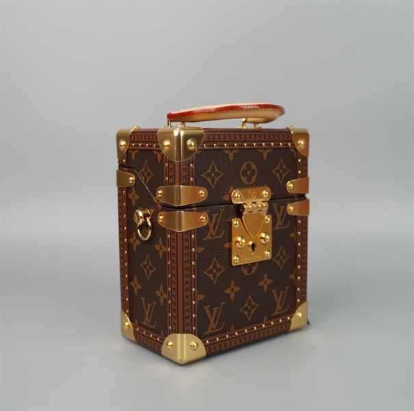 Túi LV Trunk hoa nâu 2 trap có quai cầm sz15 (HC) +
