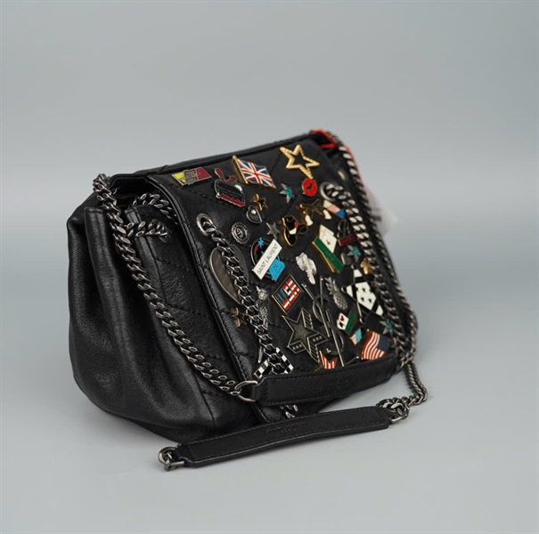 Túi YSL màu đen đính charm sz23 KG+
