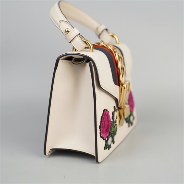 Túi GG Sylvie trắng thêu hoa 2 strap sz20 (BQ) KG+