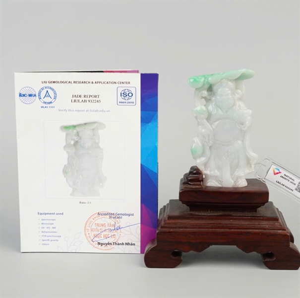 Tác phẩm Tiên Ông ngọc cẩm thạch (932245) KG+