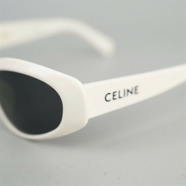 Kính Celine trắng CL40279U 25A (5717-135) KG+