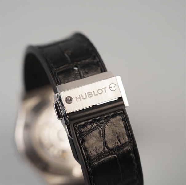 Đồng hồ Hublot Classic Fusion sz42 đen (1395311) (HC) KG+