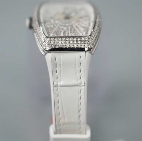 Đồng hồ Franck Muller trắng mặt vuông hình trái tim (No2652) (HC) KG+