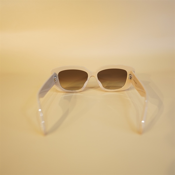 Kính Celine nâu sữa KG+