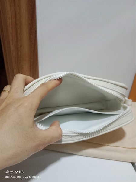Túi LV Trắng KG+