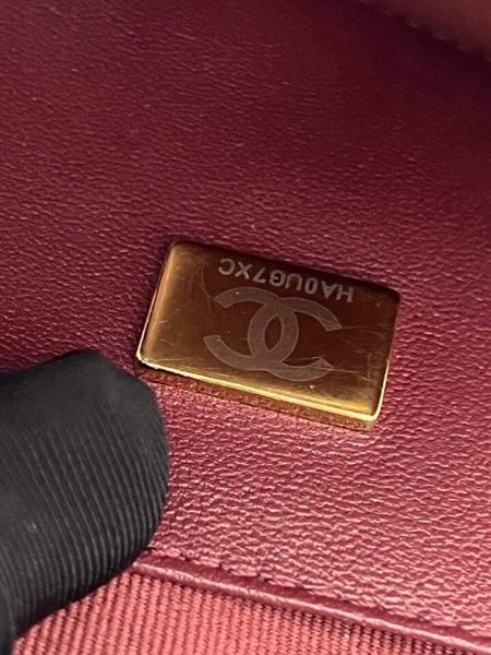 Túi Chanel trái tim màu đen +