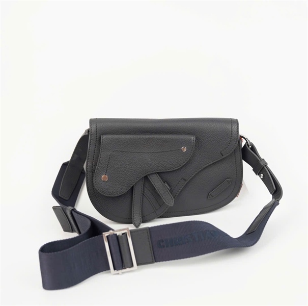 Túi Dior yên ngựa màu đen sz20 (KG) +
