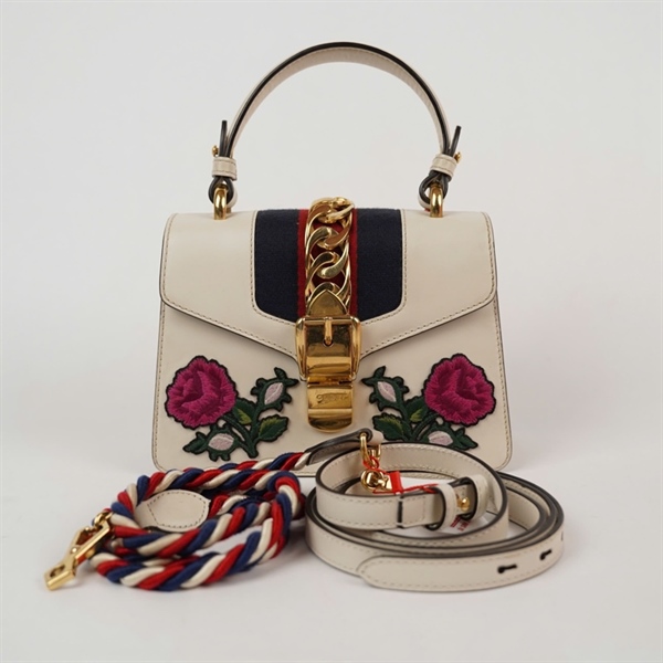 Túi GG Sylvie trắng thêu hoa 2strap sz20 (PN) KG+
