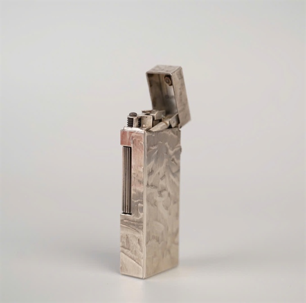 Bật lửa Dunhill bạc KG+