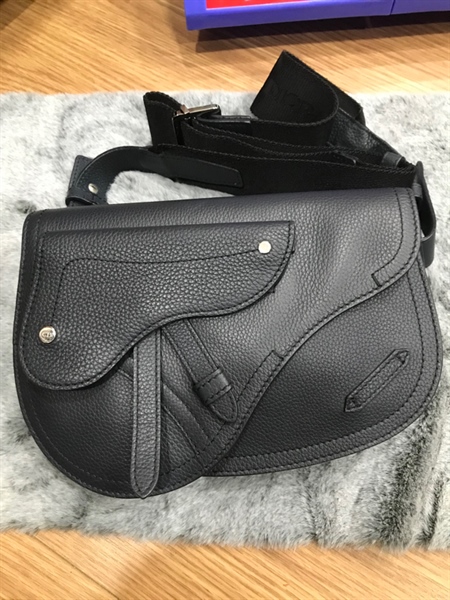 Túi Dior yên ngựa xám đen KG+