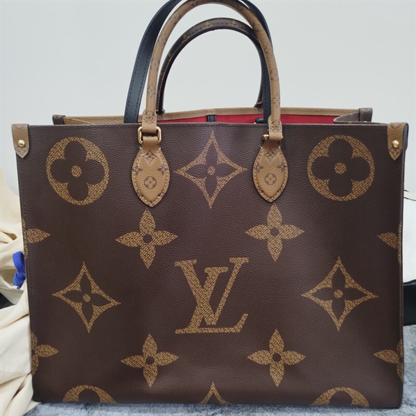 Túi On The Go LV lòng Đỏ+