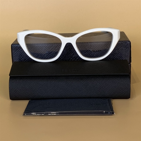 Kính Prada gọng trắng sữa KG+