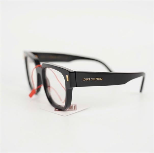 Mắt kính LV màu đen (Z1597W93L) (HC) KG+