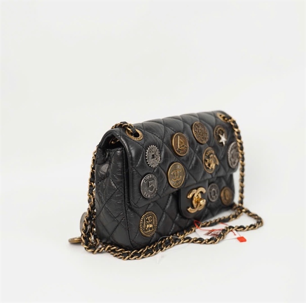 Túi Chanel charm đen (20642114) size 20 KG+